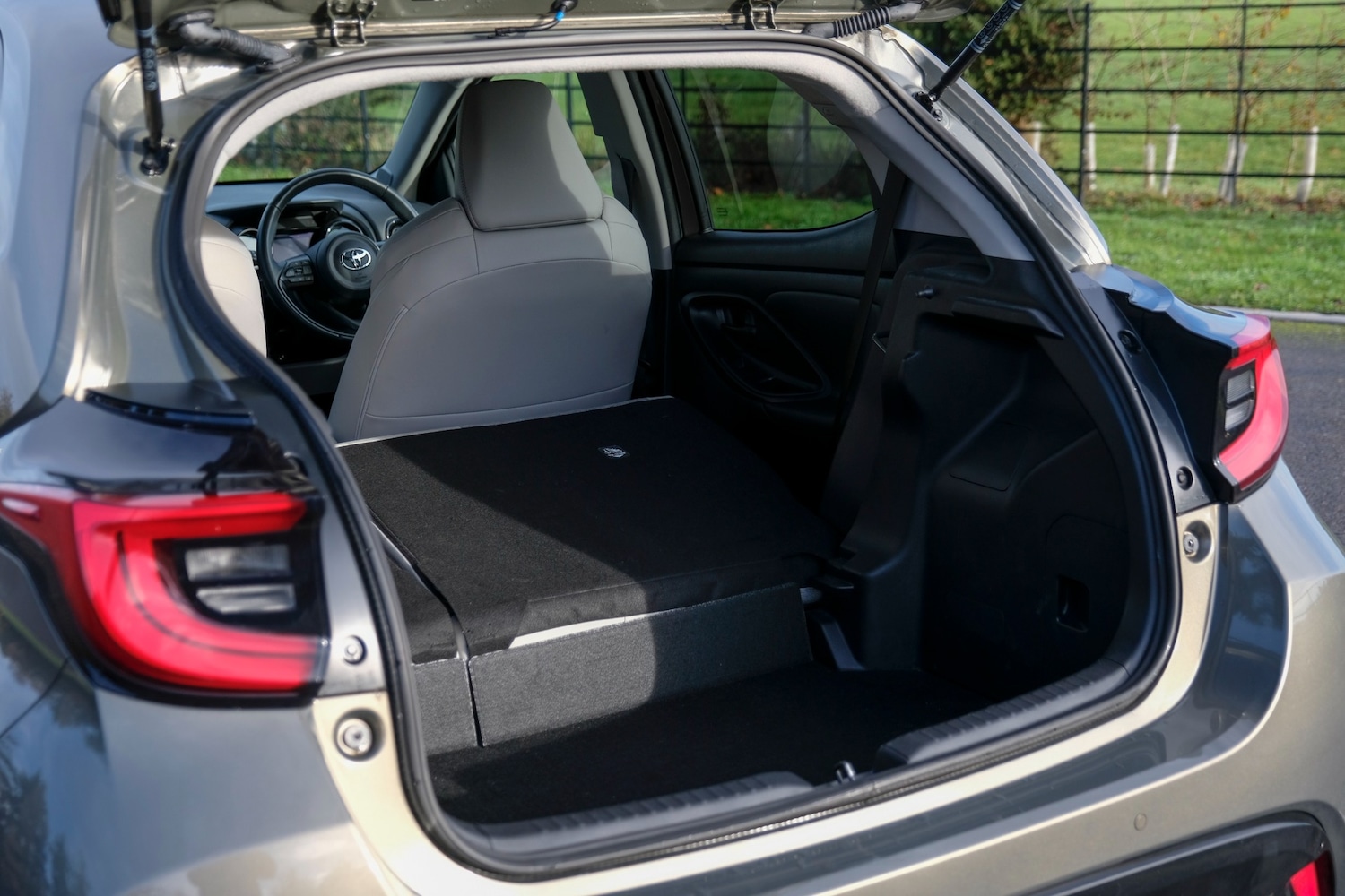 Used Toyota Yaris 2022 for sale - 76877674: Photo 39