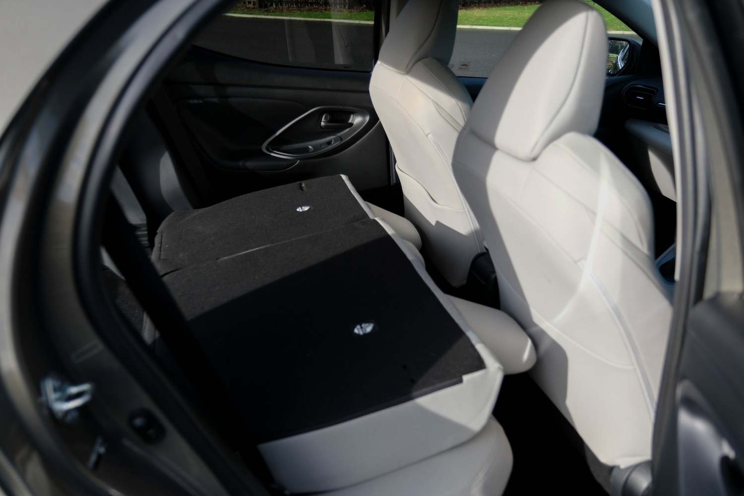 Used Toyota Yaris 2022 for sale - 76877674: Photo 42