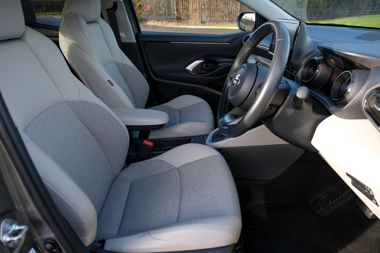 Used Toyota Yaris 2022 for sale - 76877674: Photo 57