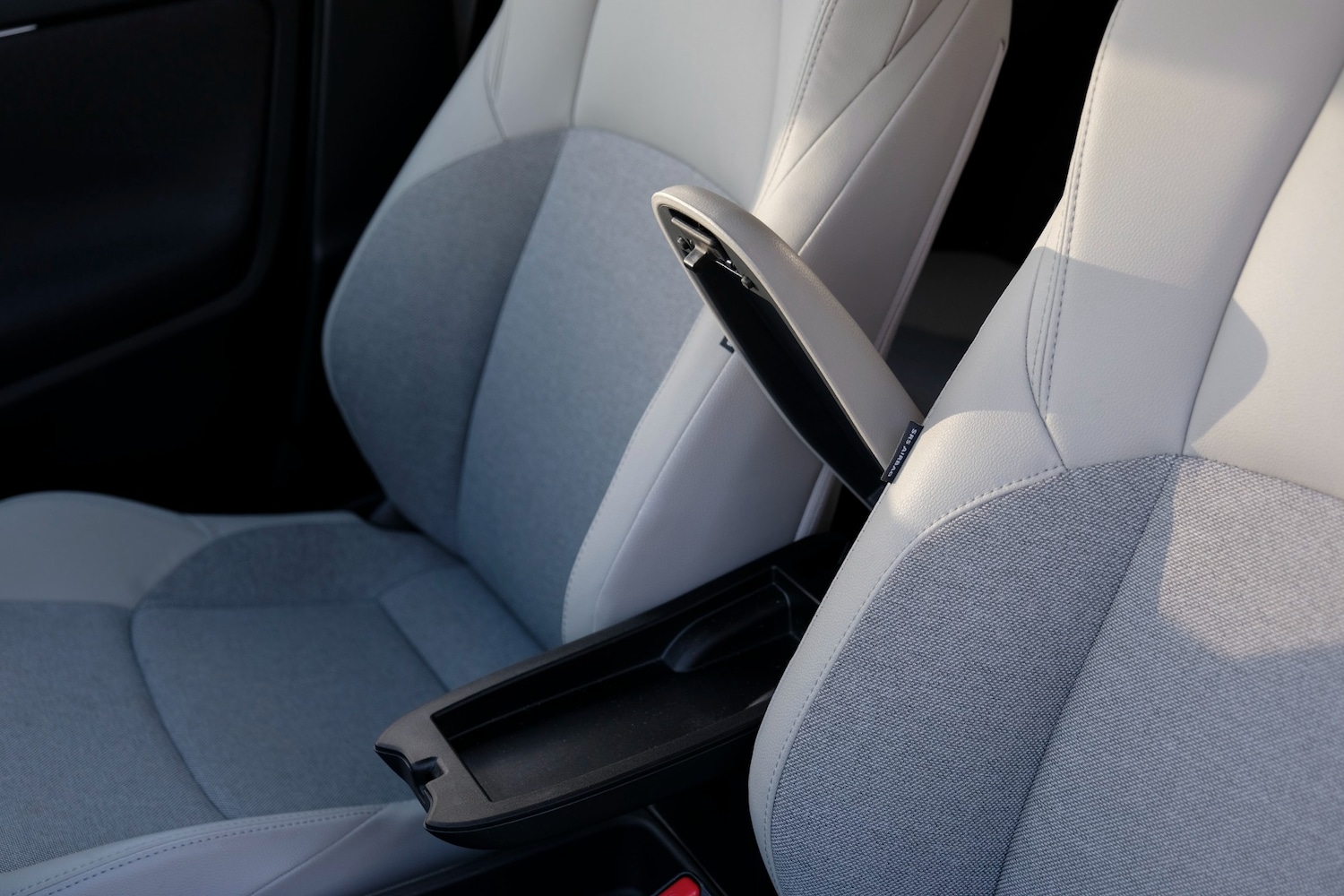 Used Toyota Yaris 2022 for sale - 76877674: Photo 59