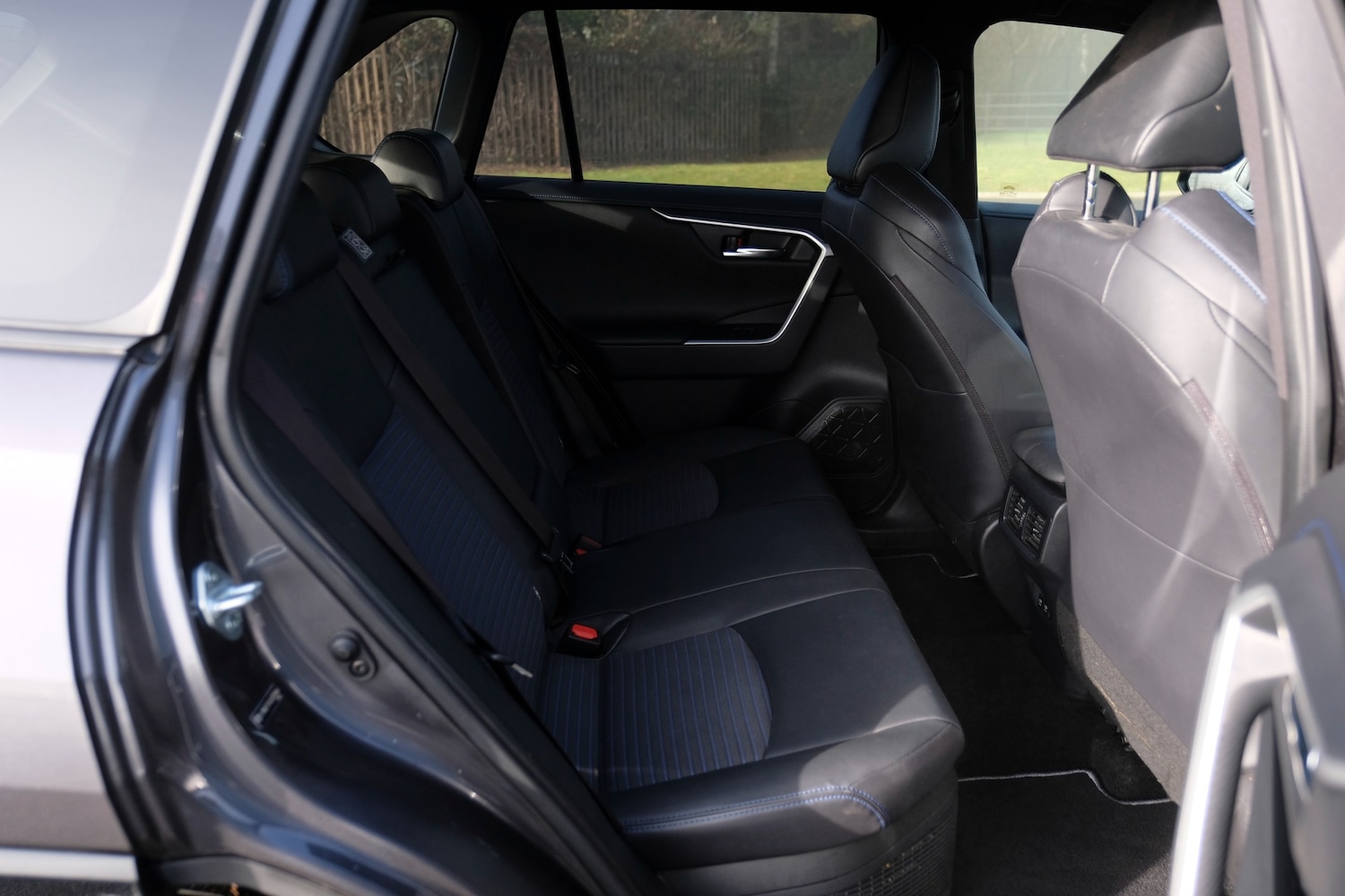 Used Toyota RAV4 2022 for sale - 77220572: Photo 14