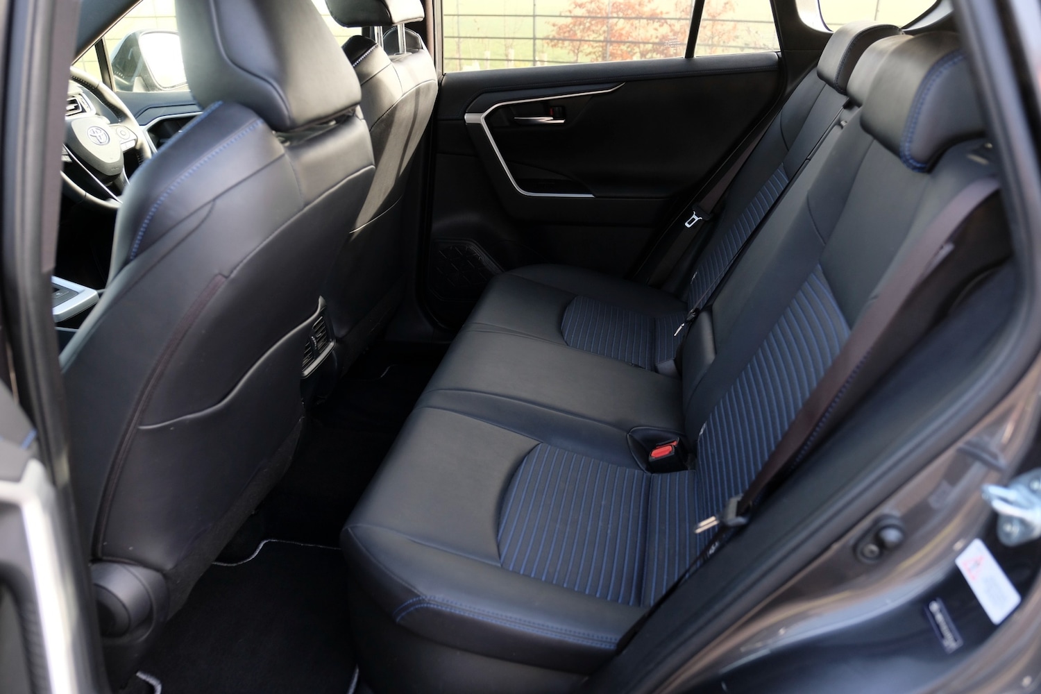 Used Toyota RAV4 2022 for sale - 77220572: Photo 23