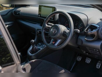 Used Toyota Yaris 2022 for sale - 78974537: Photo