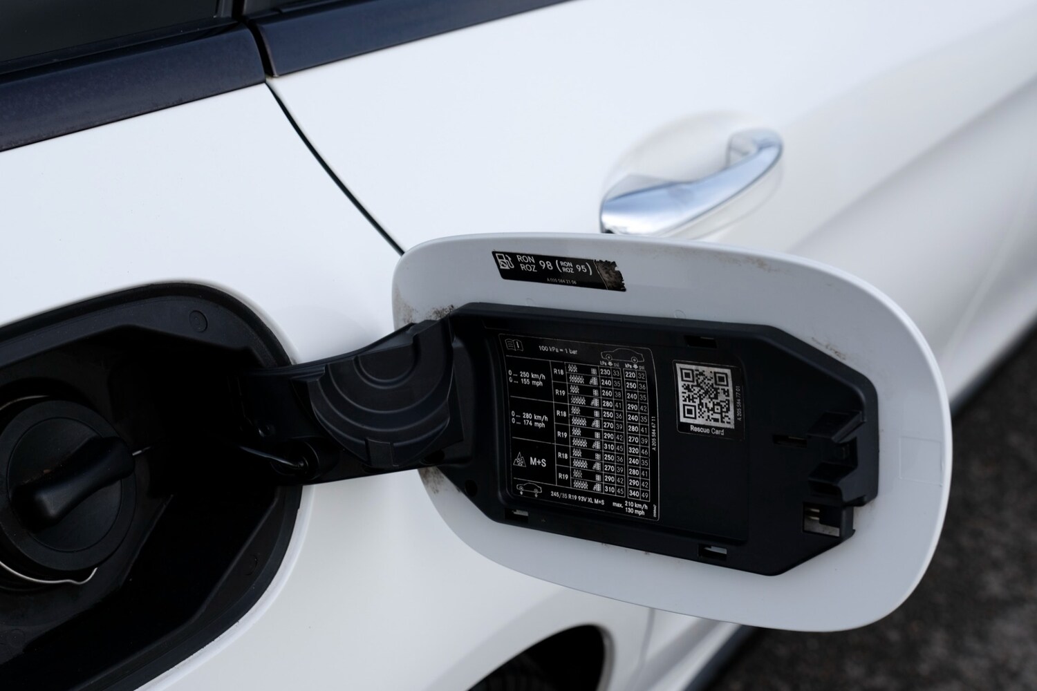 Used Mercedes-Benz C Class 2018 for sale - 76421878: Photo 34