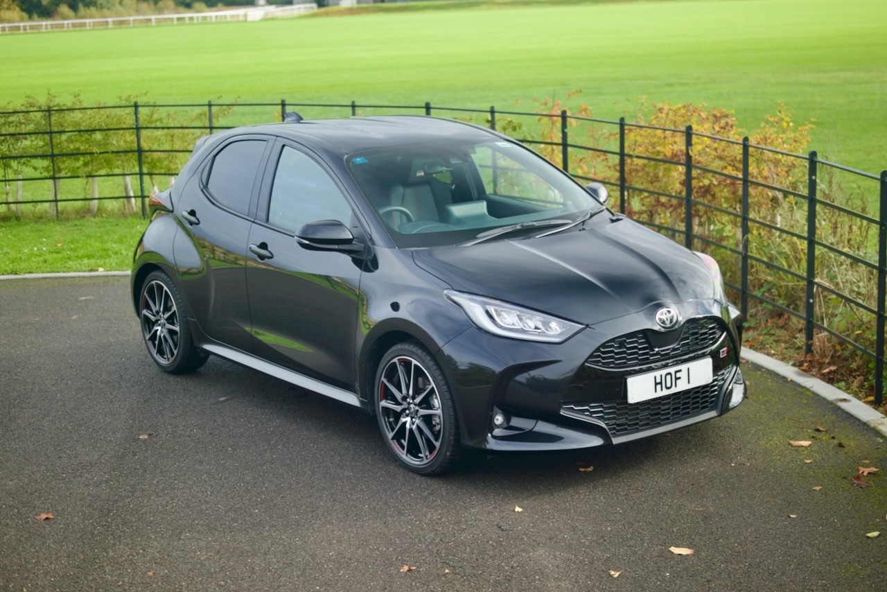 Used Toyota Yaris 2023 for sale - 76330122: Photo 1