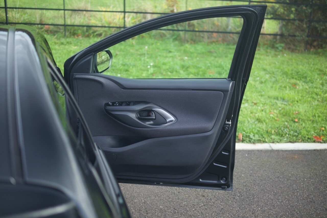 Used Toyota Yaris 2023 for sale - 76330122: Photo 20