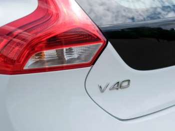 Used Volvo V40 2018 for sale - 75118445: Photo