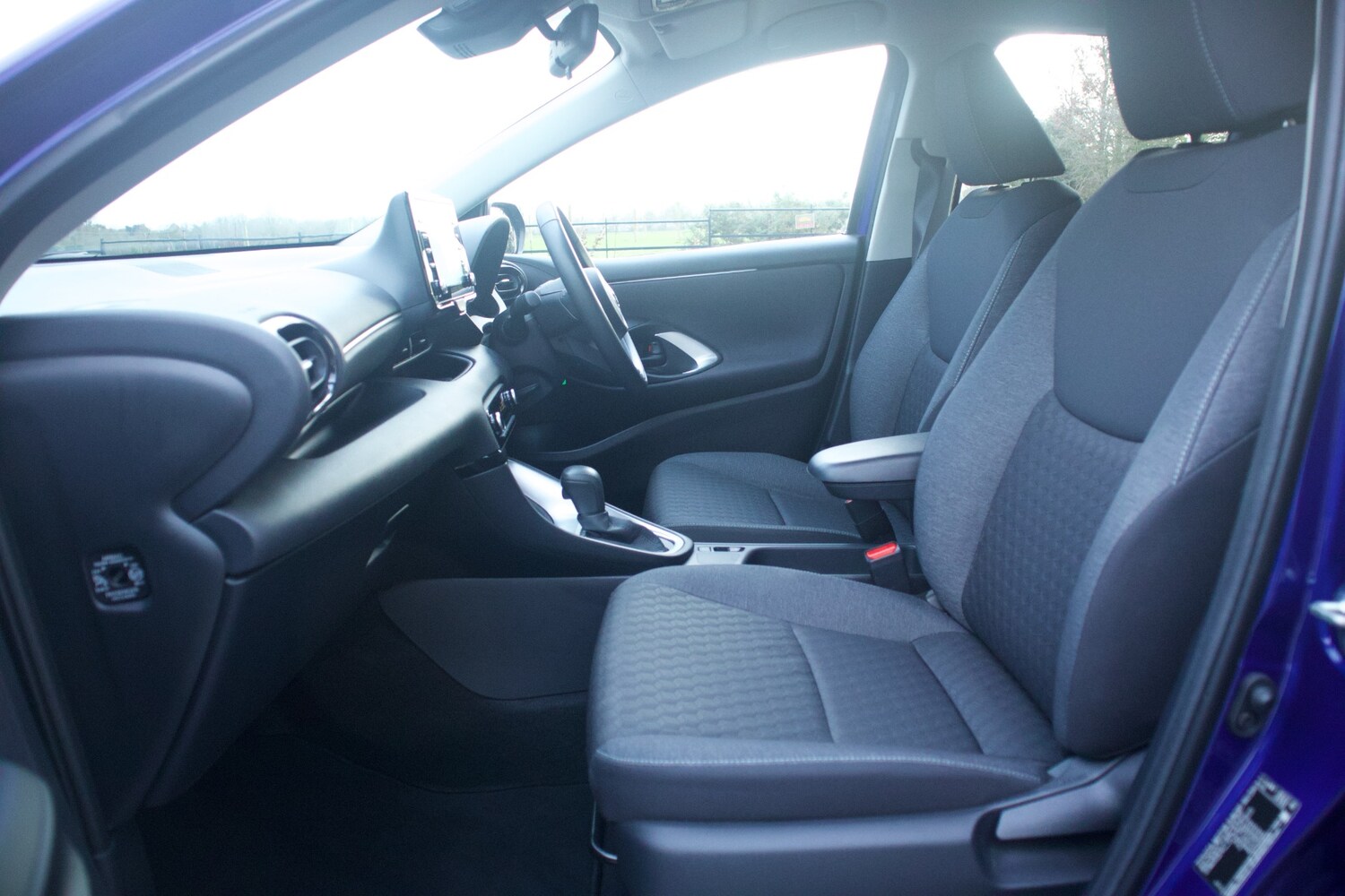 Used Toyota Yaris 2022 for sale - 77349807: Photo 15