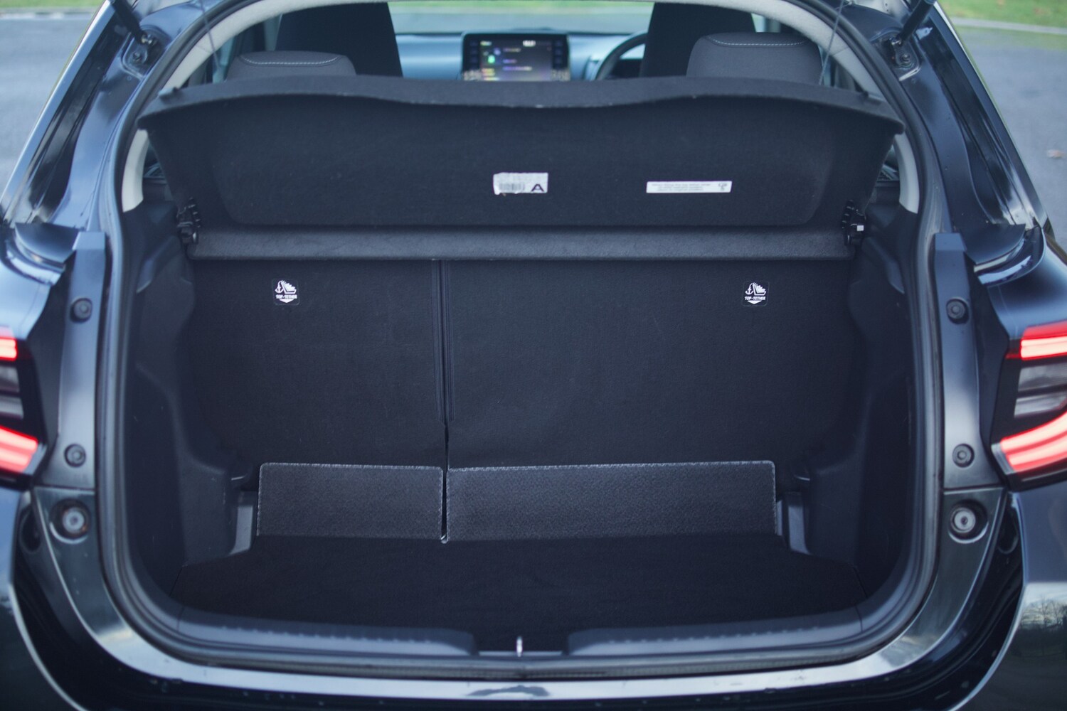 Used Toyota Yaris 2022 for sale - 77350774: Photo 20