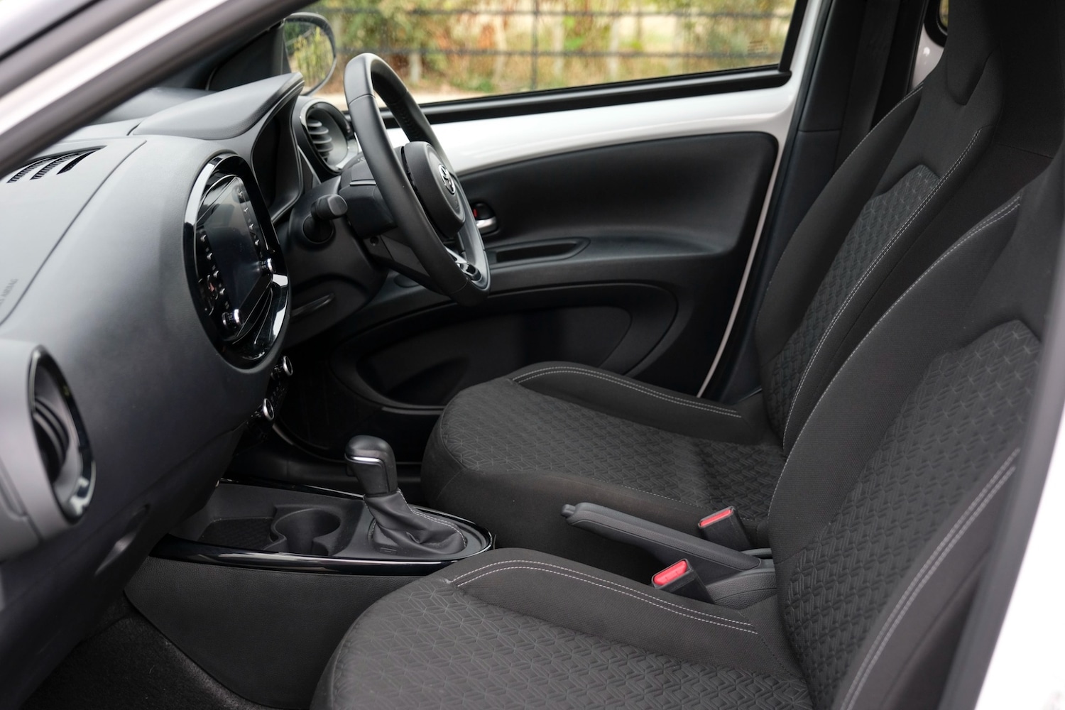 Used Toyota Aygo X 2023 for sale - 77113456: Photo 24