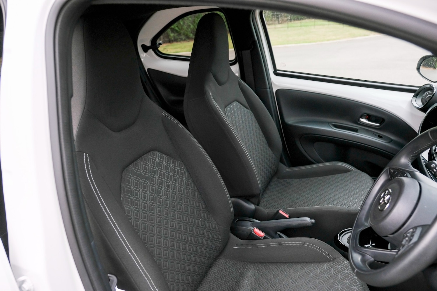 Used Toyota Aygo X 2023 for sale - 77113456: Photo 30