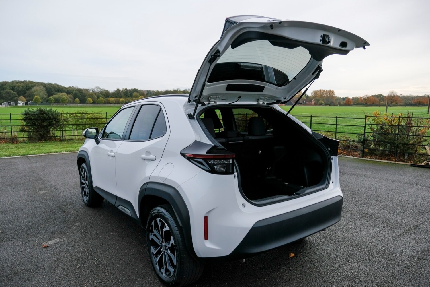 Used Toyota Yaris Cross 2024 for sale - 77461393: Photo 6