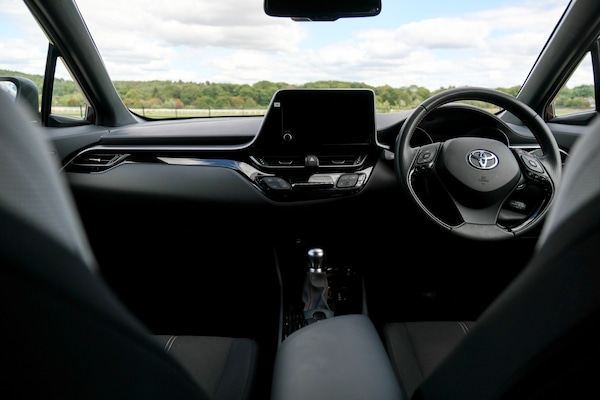 Used Toyota C-HR 2023 for sale - 75627010: Photo 23
