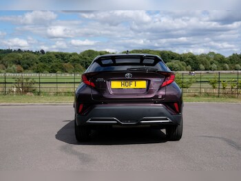 Used Toyota C-HR 2023 for sale - 75627010: Photo