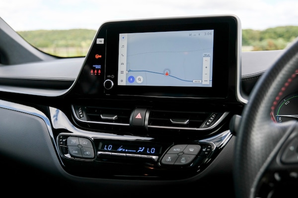 Used Toyota C-HR 2023 for sale - 75627010: Photo 31
