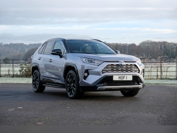 2021 (21) - 2.5 VVT-i Hybrid Dynamic 5dr CVT