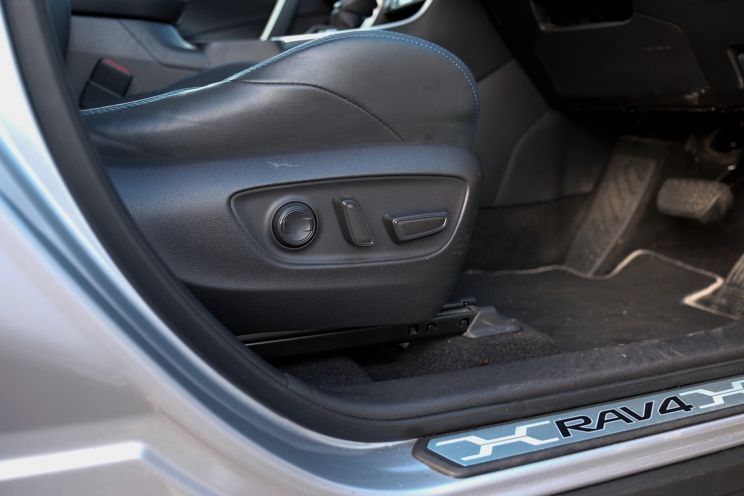 Used Toyota RAV4 2021 for sale - 76877477: Photo 67