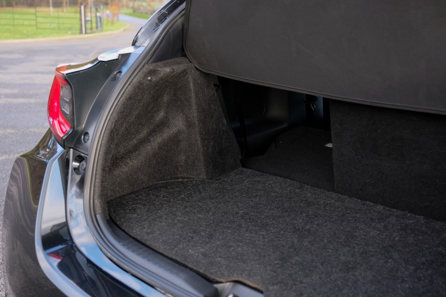 Used Toyota Yaris 2021 for sale - 76956971: Photo 42