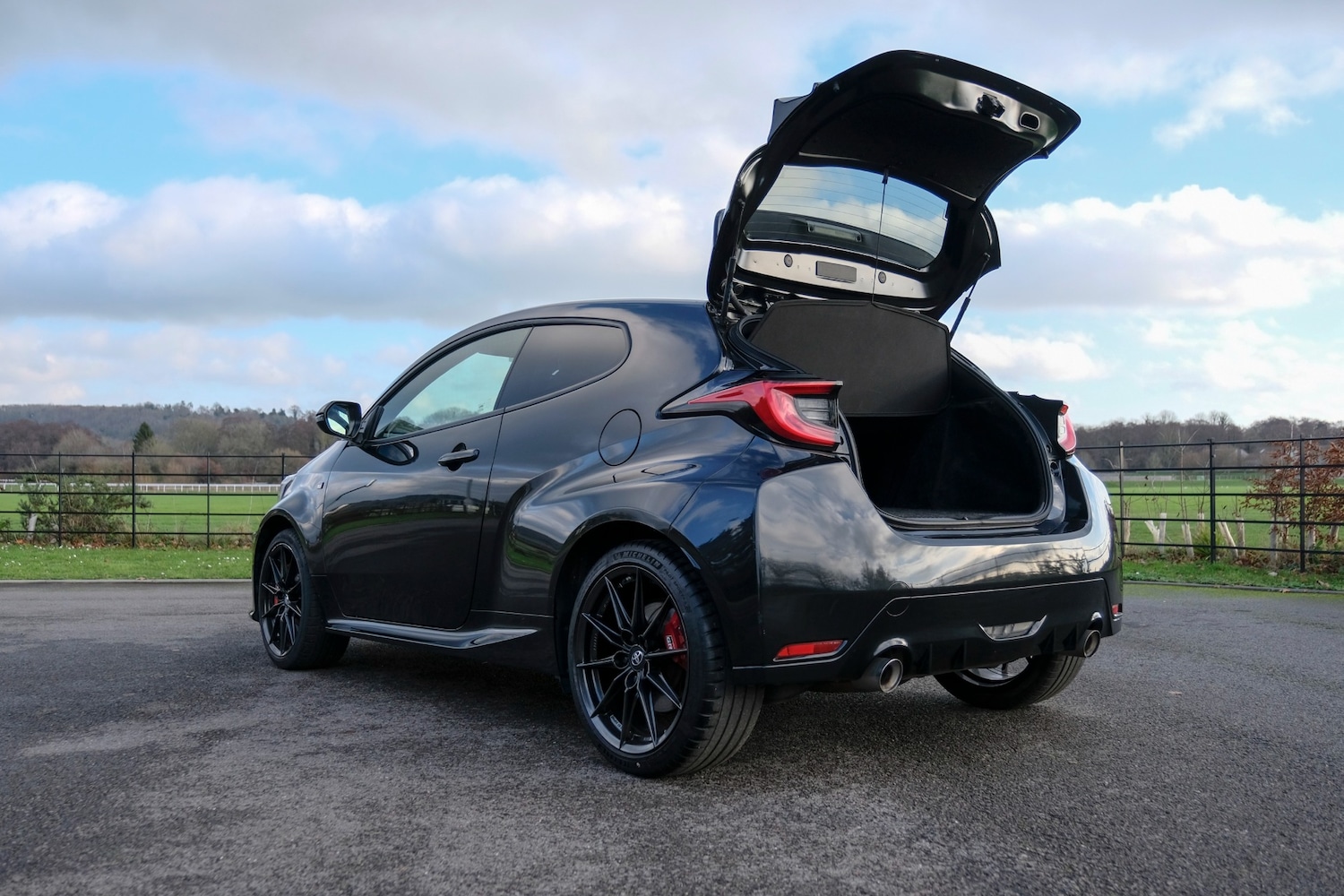 Used Toyota Yaris 2021 for sale - 76956971: Photo 45