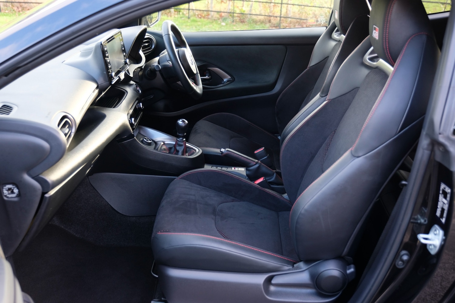 Used Toyota Yaris 2021 for sale - 76956971: Photo 46