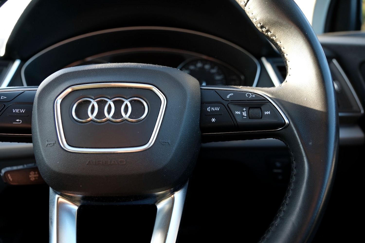 Used Audi Q5 2019 for sale - 76945295: Photo 56