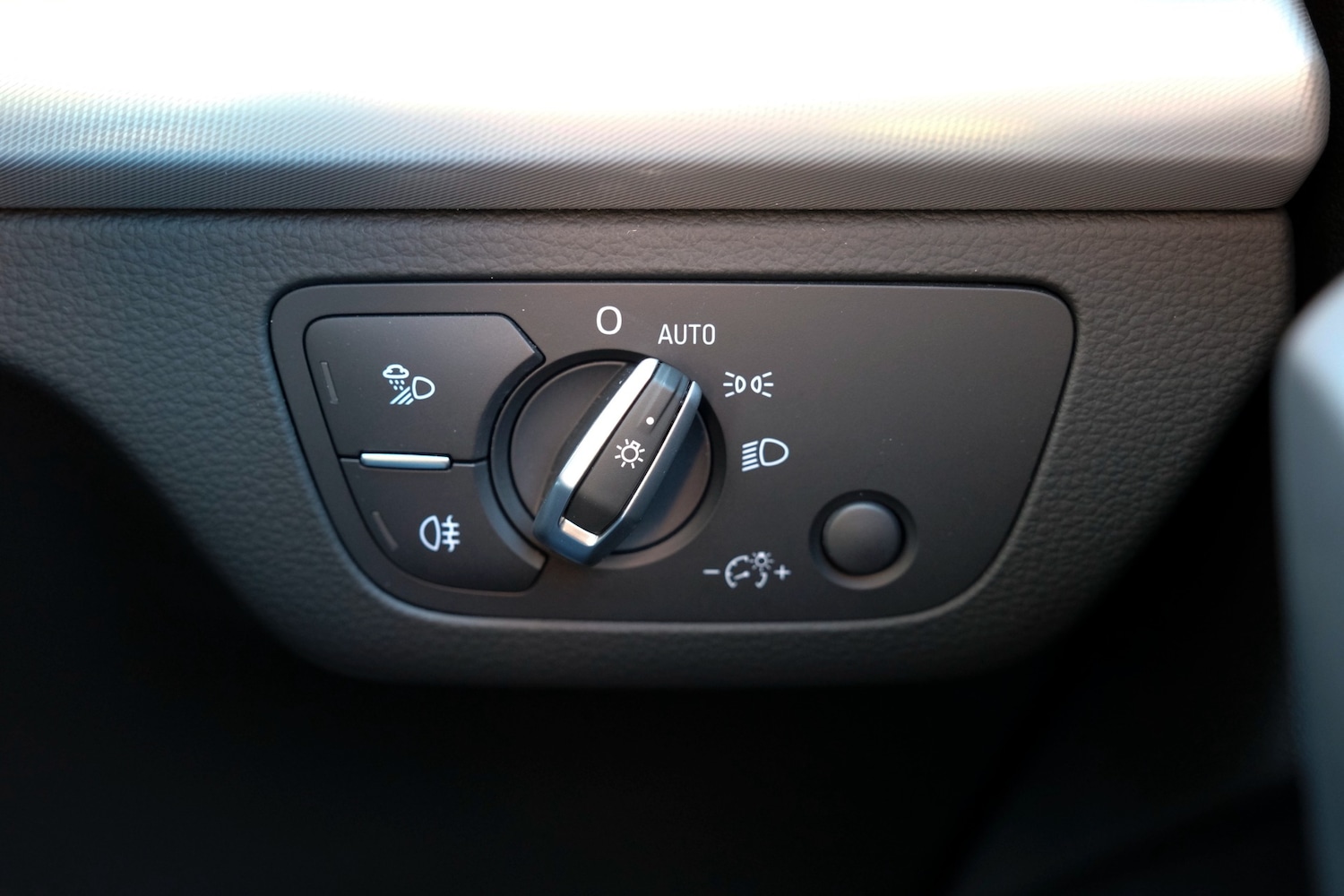 Used Audi Q5 2019 for sale - 76945295: Photo 67