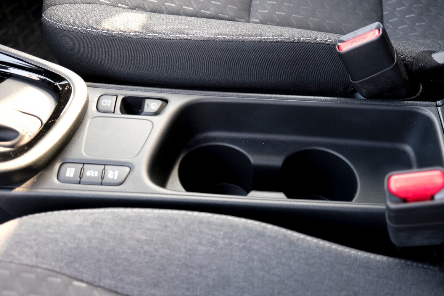 Used Toyota Yaris Cross 2025 for sale - 77676199: Photo 17