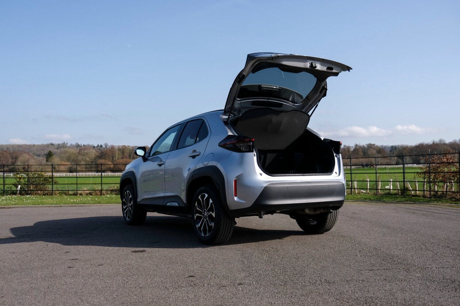 Used Toyota Yaris Cross 2025 for sale - 77676199: Photo 7