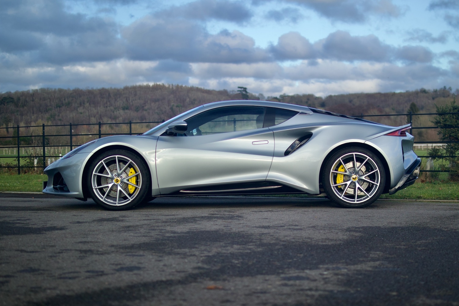 Used Lotus Emira 2024 for sale - 77271072: Photo 8