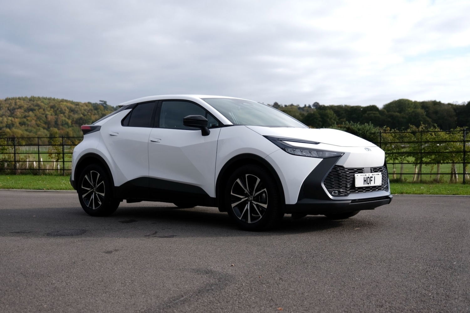 Used Toyota C-HR 2024 for sale - 76230984: Photo 1
