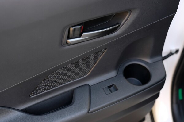 Used Toyota C-HR 2024 for sale - 76230984: Photo 30