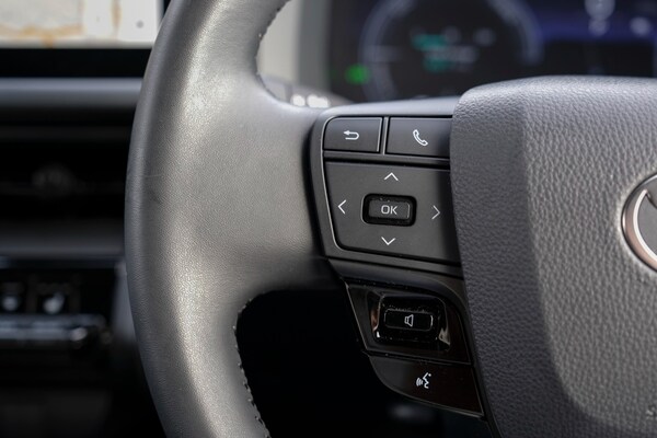 Used Toyota C-HR 2024 for sale - 76230984: Photo 55