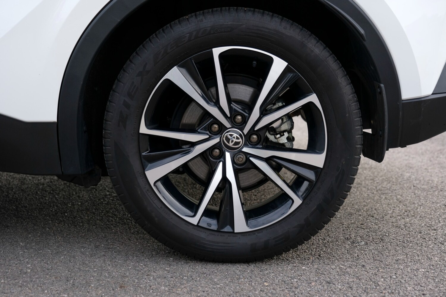 Used Toyota C-HR 2024 for sale - 76230984: Photo 59