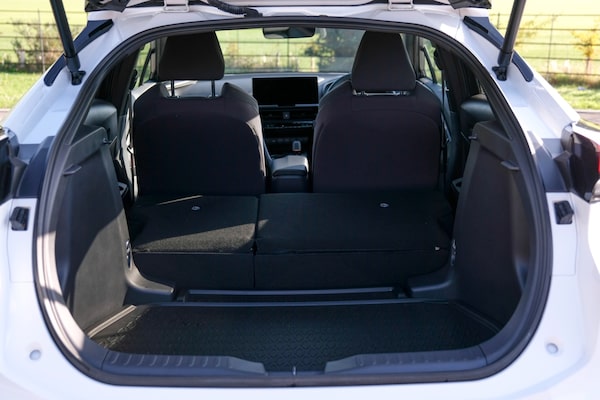 Used Toyota C-HR 2024 for sale - 76230984: Photo 5