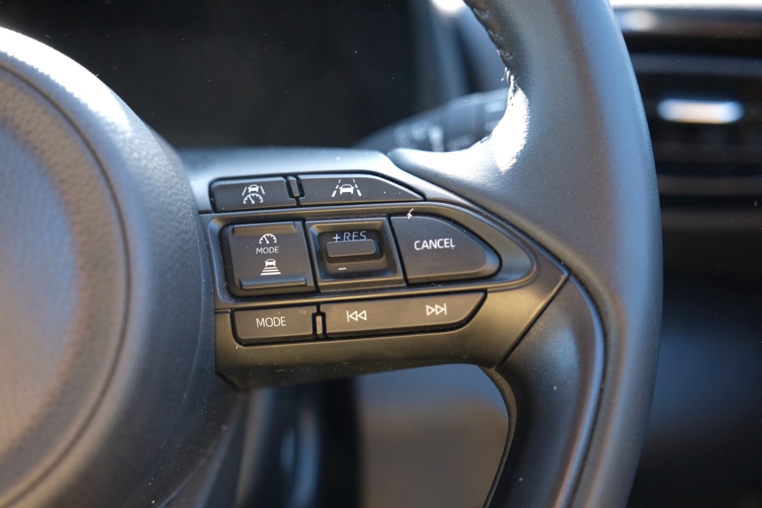 Used Toyota Yaris 2024 for sale - 77962054: Photo 19