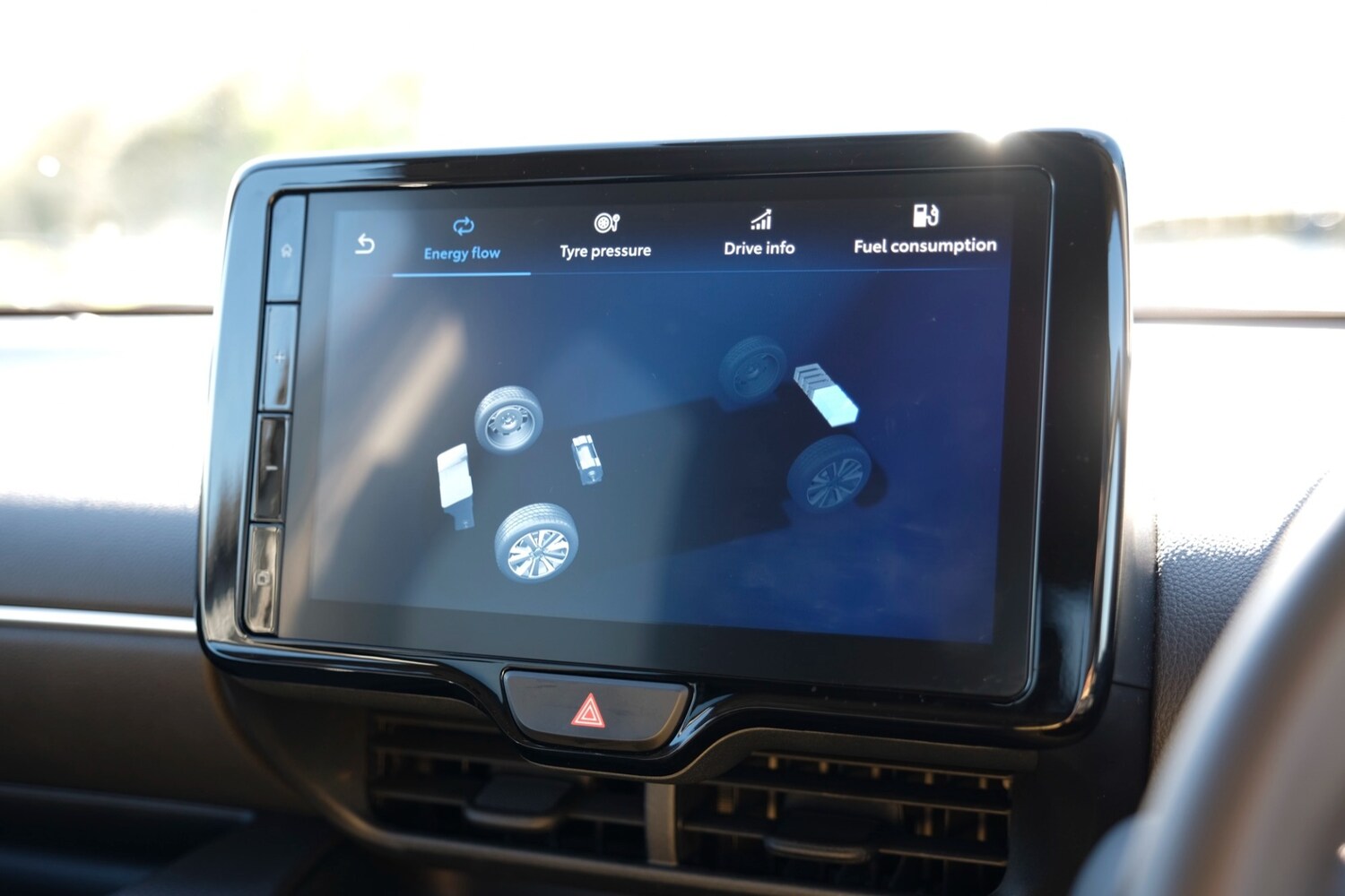 Used Toyota Yaris 2024 for sale - 77962054: Photo 25