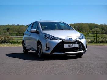Used Toyota Yaris 2018 for sale - 78433900: Photo