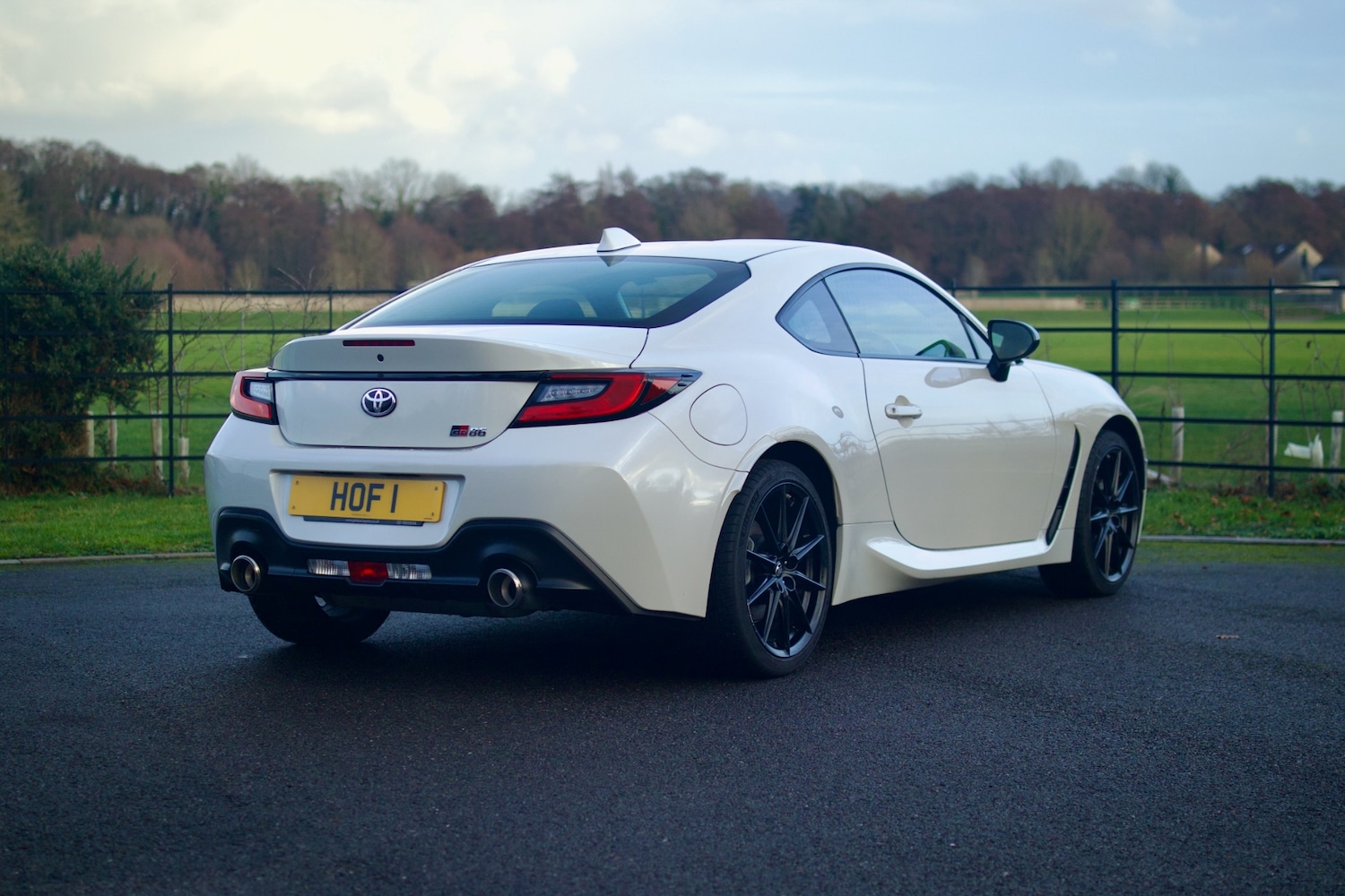 Used Toyota GR86 2023 for sale - 77350606: Photo 2