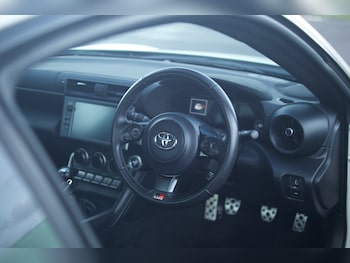 Used Toyota GR86 2023 for sale - 77350606: Photo
