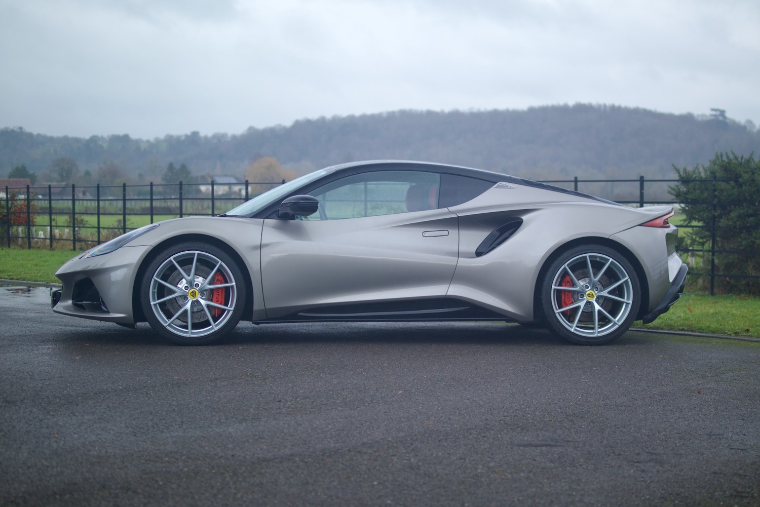 Used Lotus Emira 2023 for sale - 77284058: Photo 8