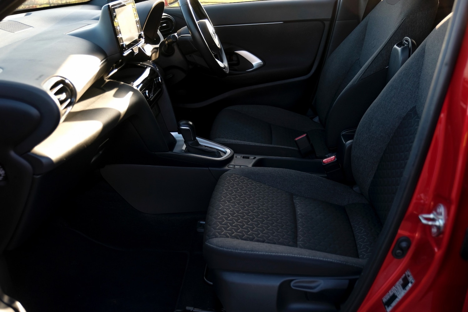 Used Toyota Yaris Cross 2023 for sale - 77135934: Photo 15