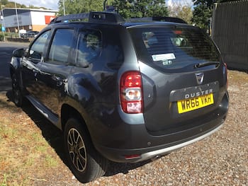 Used Dacia Duster 2016 for sale - 79760960: Photo