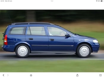 2002 (02) - 1.6i CLUB ESTATE Contact warminstermotorco@gmail.com 5-Door