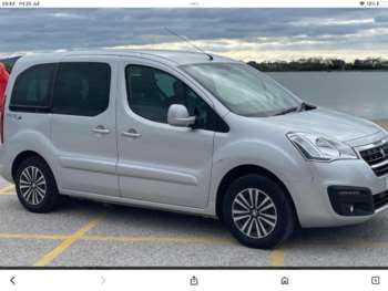 2016 (66) - 1.6 BLUEHDi 75 ACTIVE 5DR (£20 ROAD TAX)