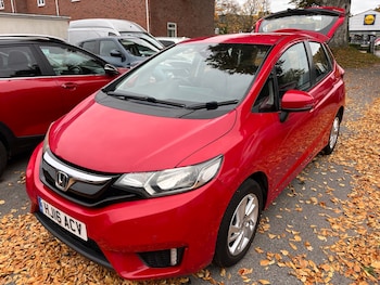 Used Honda Jazz 2016 for sale - 76322560: Photo