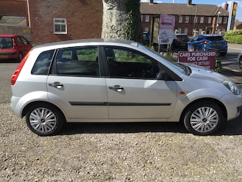 Used Ford Fiesta undefined for sale - 78109040: Photo