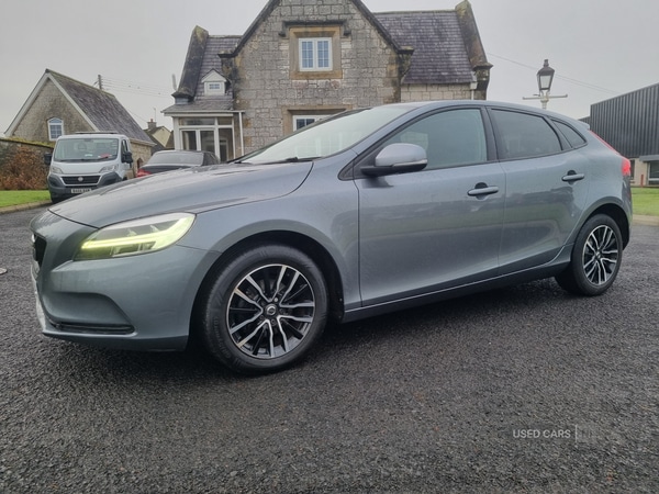 Used Volvo V40 2019 for sale - 77163935: Photo 3