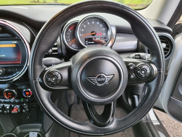 Used MINI Hatch 2018 for sale - 76359584: Photo 15