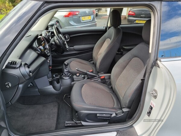 Used MINI Hatch 2018 for sale - 76359584: Photo 21