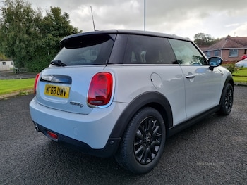 Used MINI Hatch 2018 for sale - 76359584: Photo
